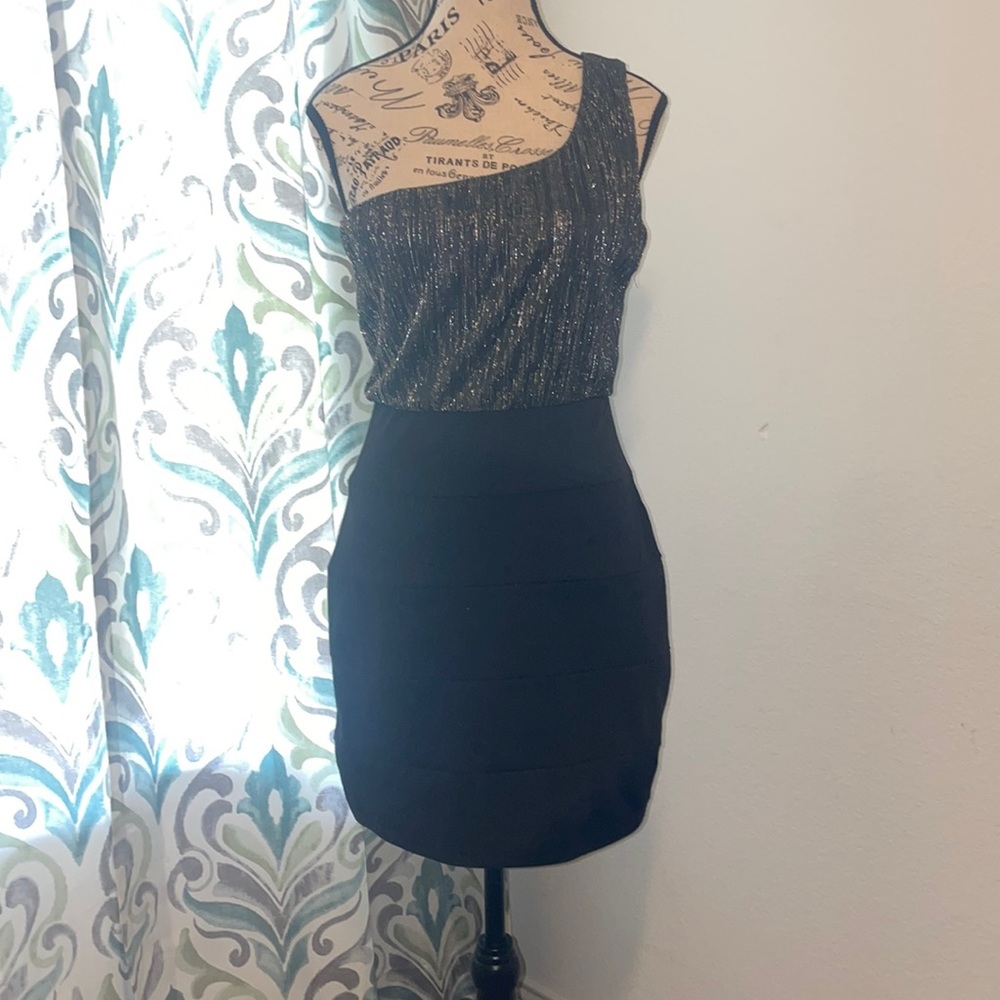 Black One shoulder Dress Sz L